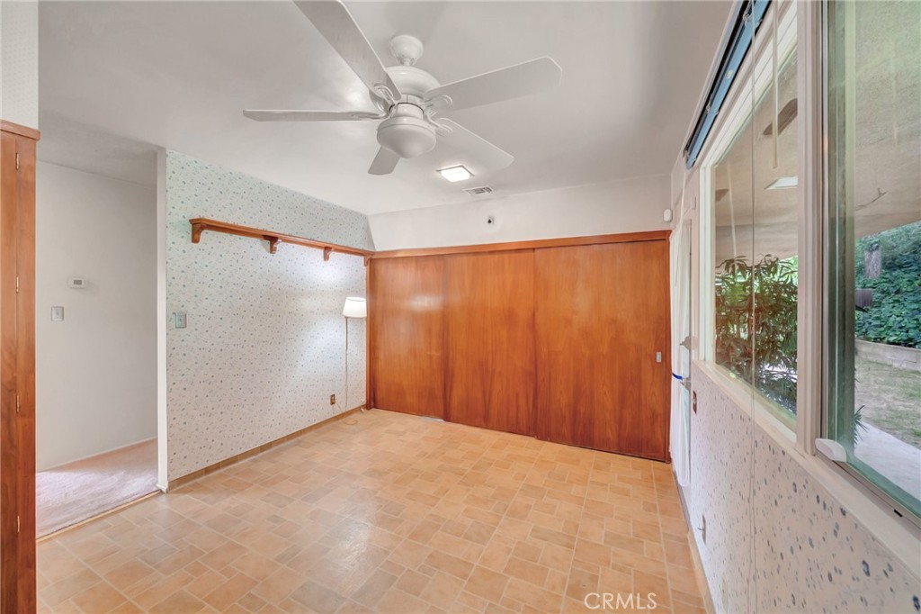 574 S Chaparro