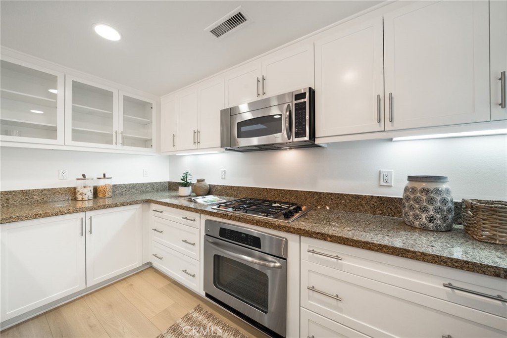 615 Rockefeller