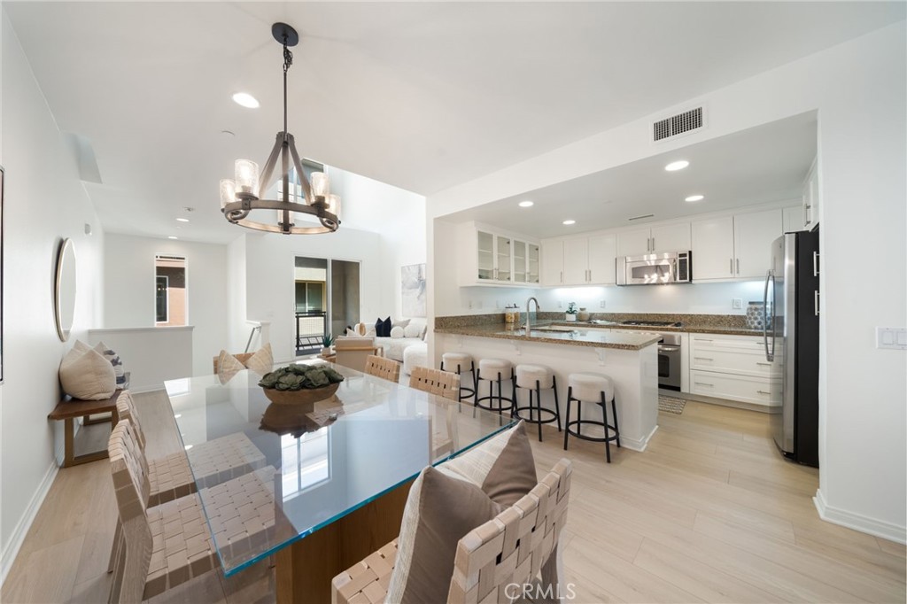 615 Rockefeller