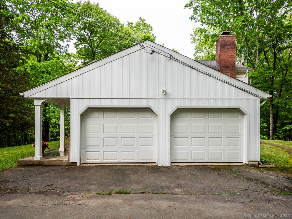 205 Northford Road