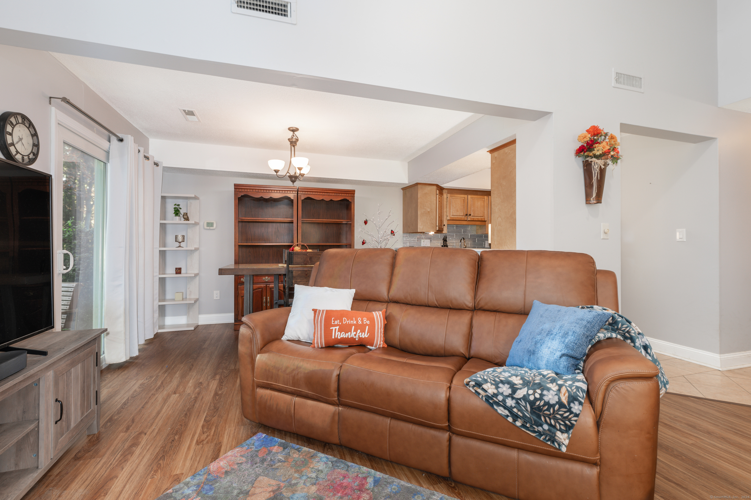 190 Tomlinson Avenue APT 10B