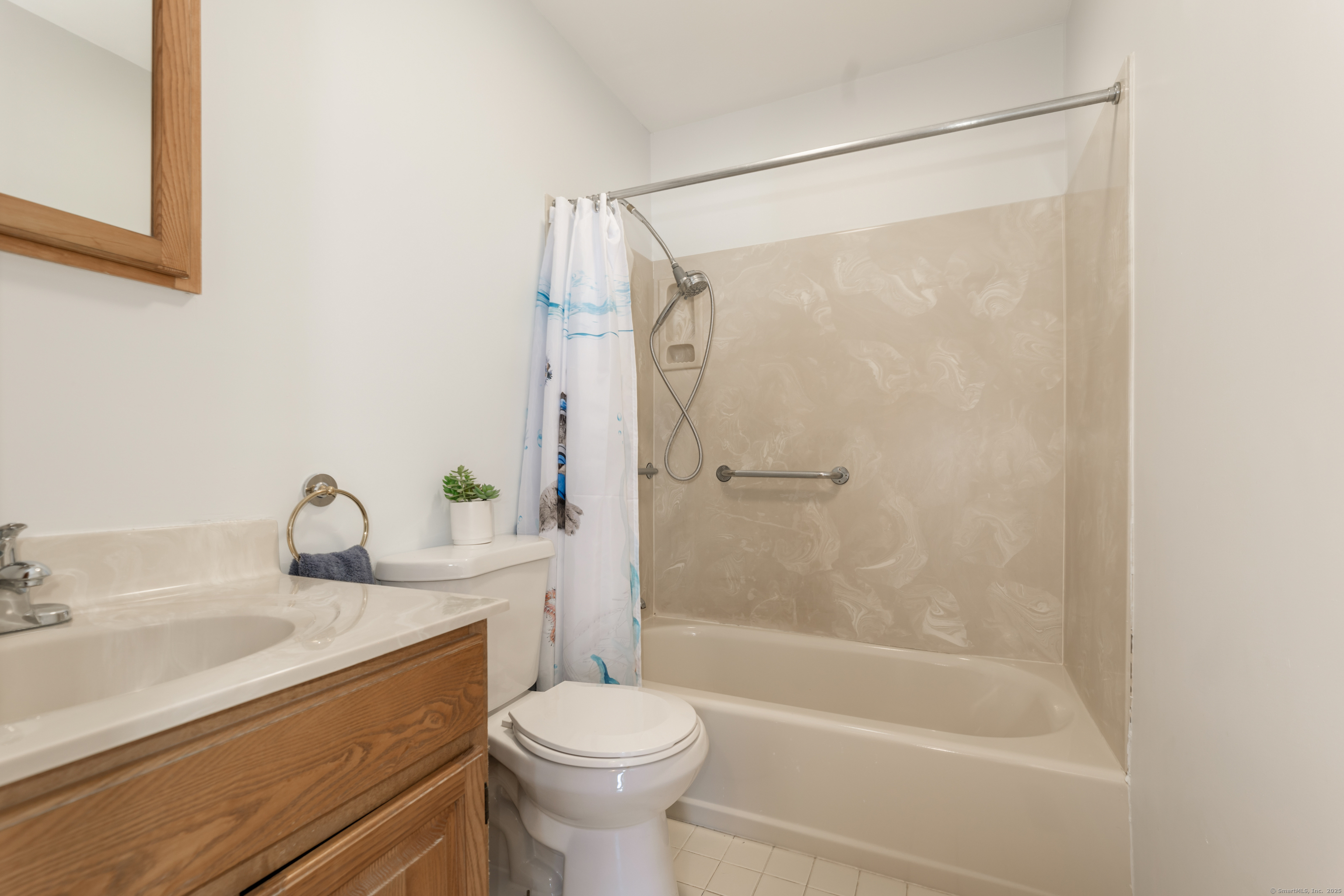 371 Pondview Drive