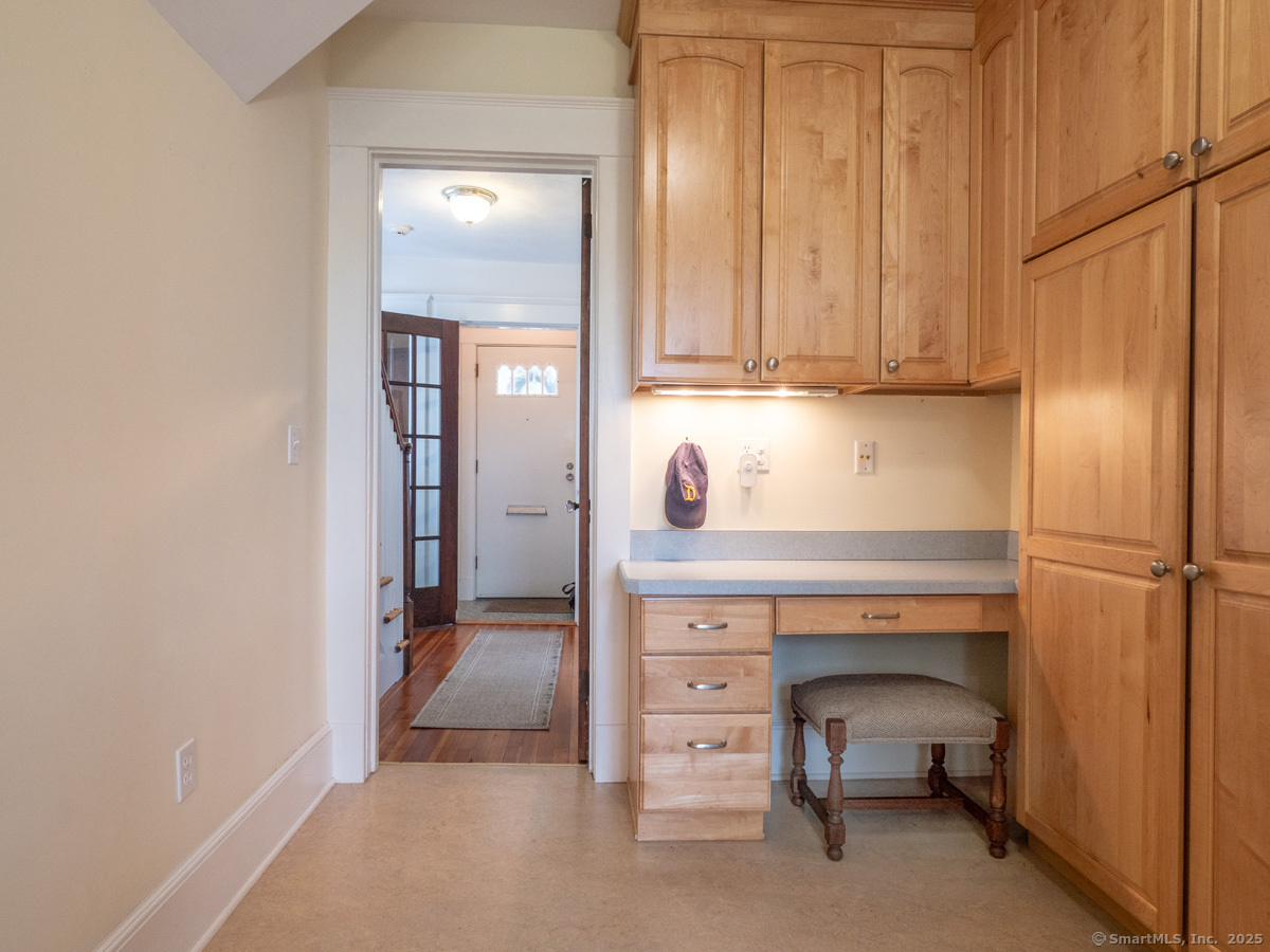 170 Kneeland Road