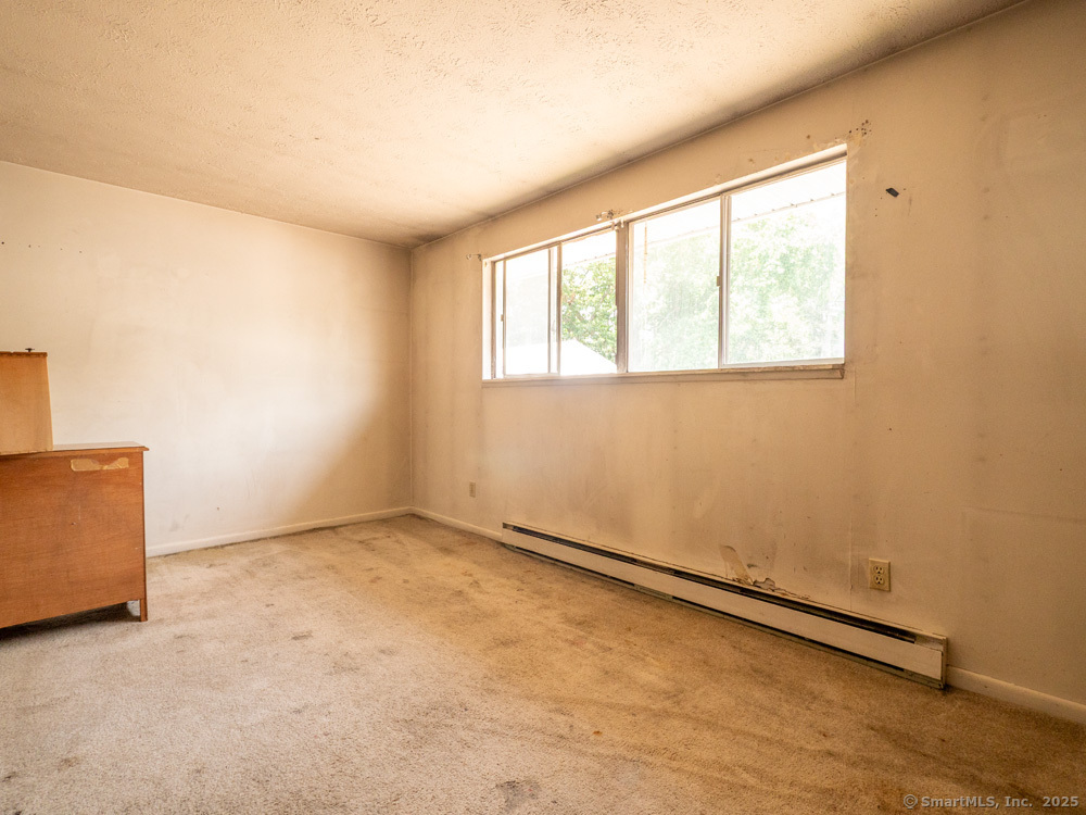 466 Middletown Avenue 17