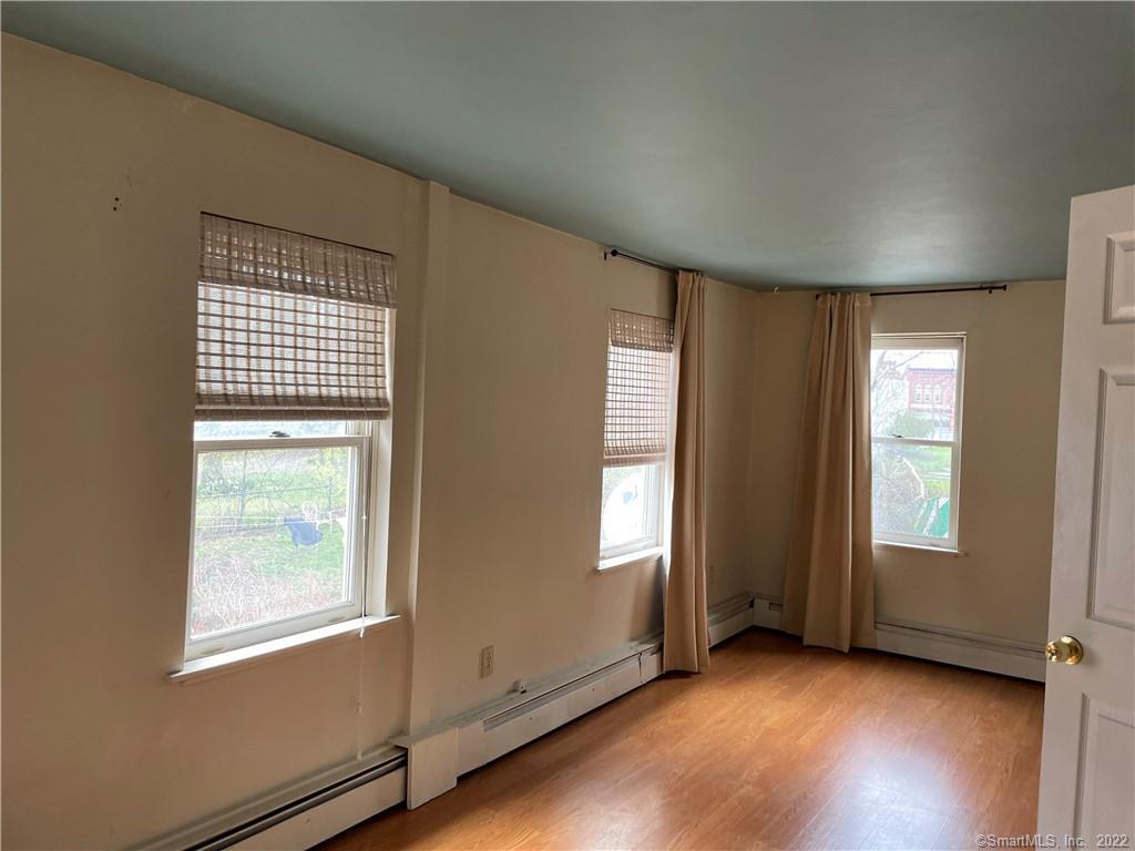 191 Saint John Street 2 B