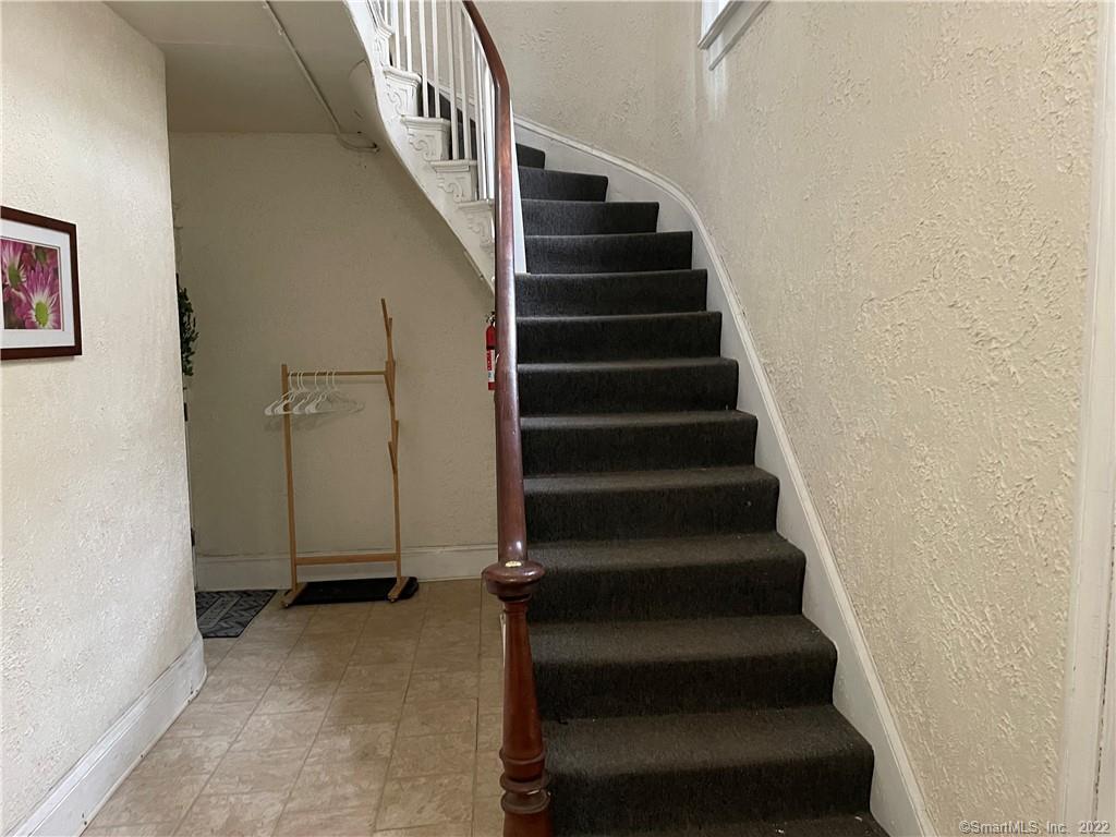 191 Saint John Street 2 B