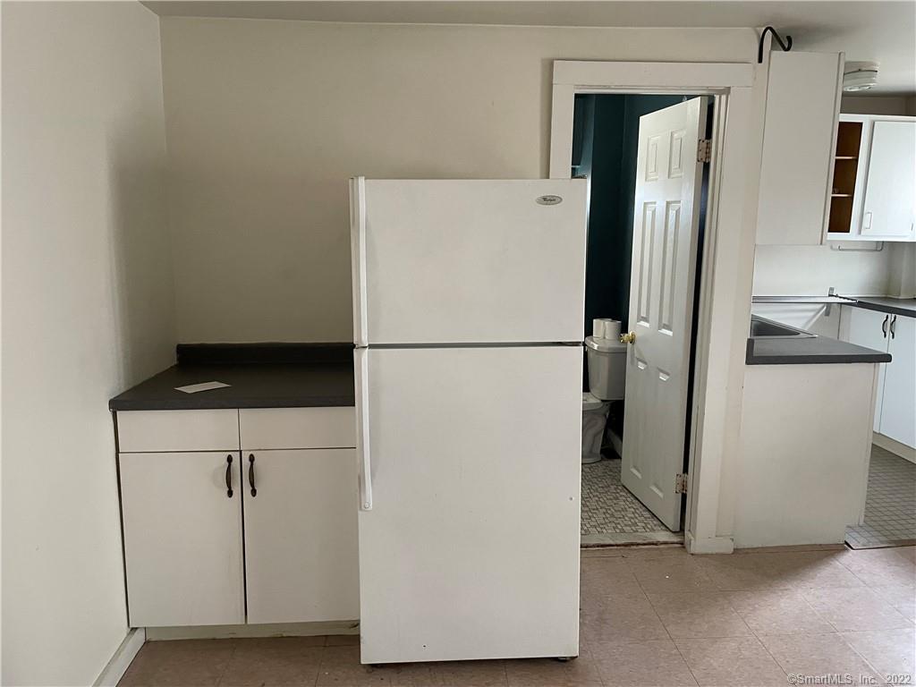 191 Saint John Street 2 B