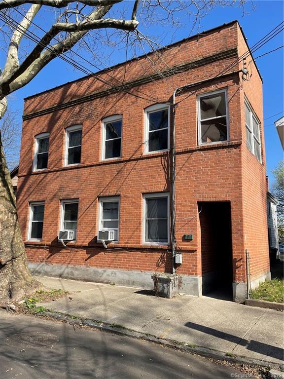 191 Saint John Street 2 B