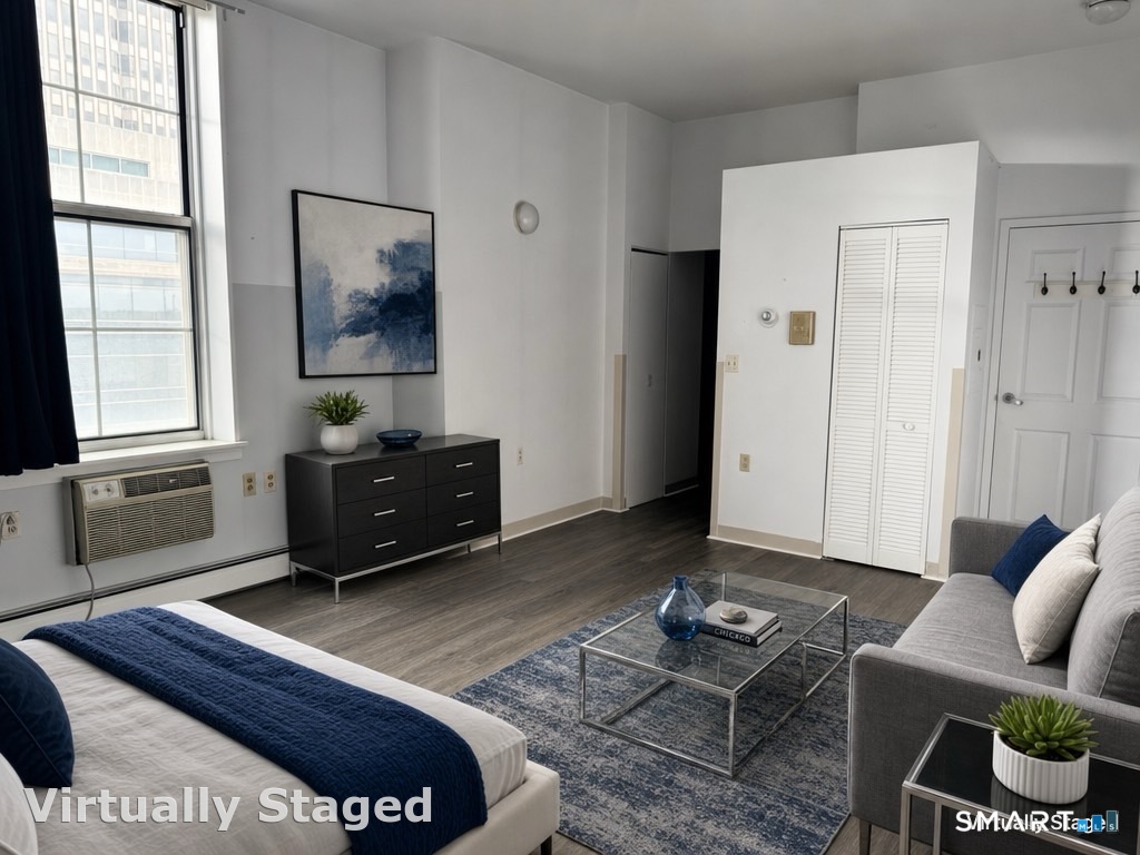124 Court Street 405