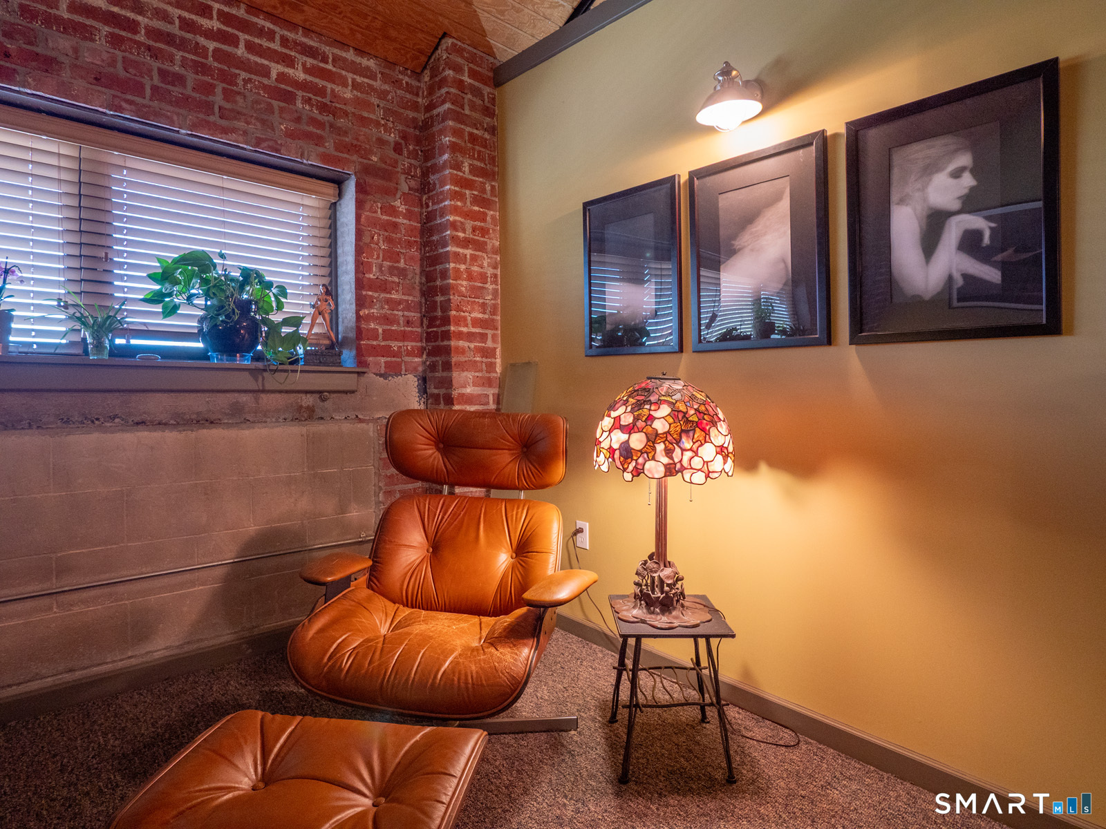 325 Lafayette Street 9105