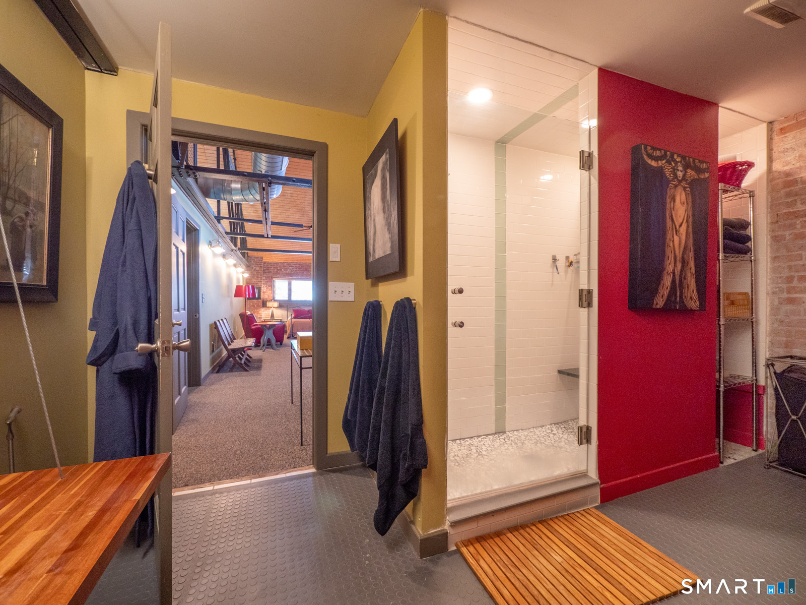 325 Lafayette Street 9105