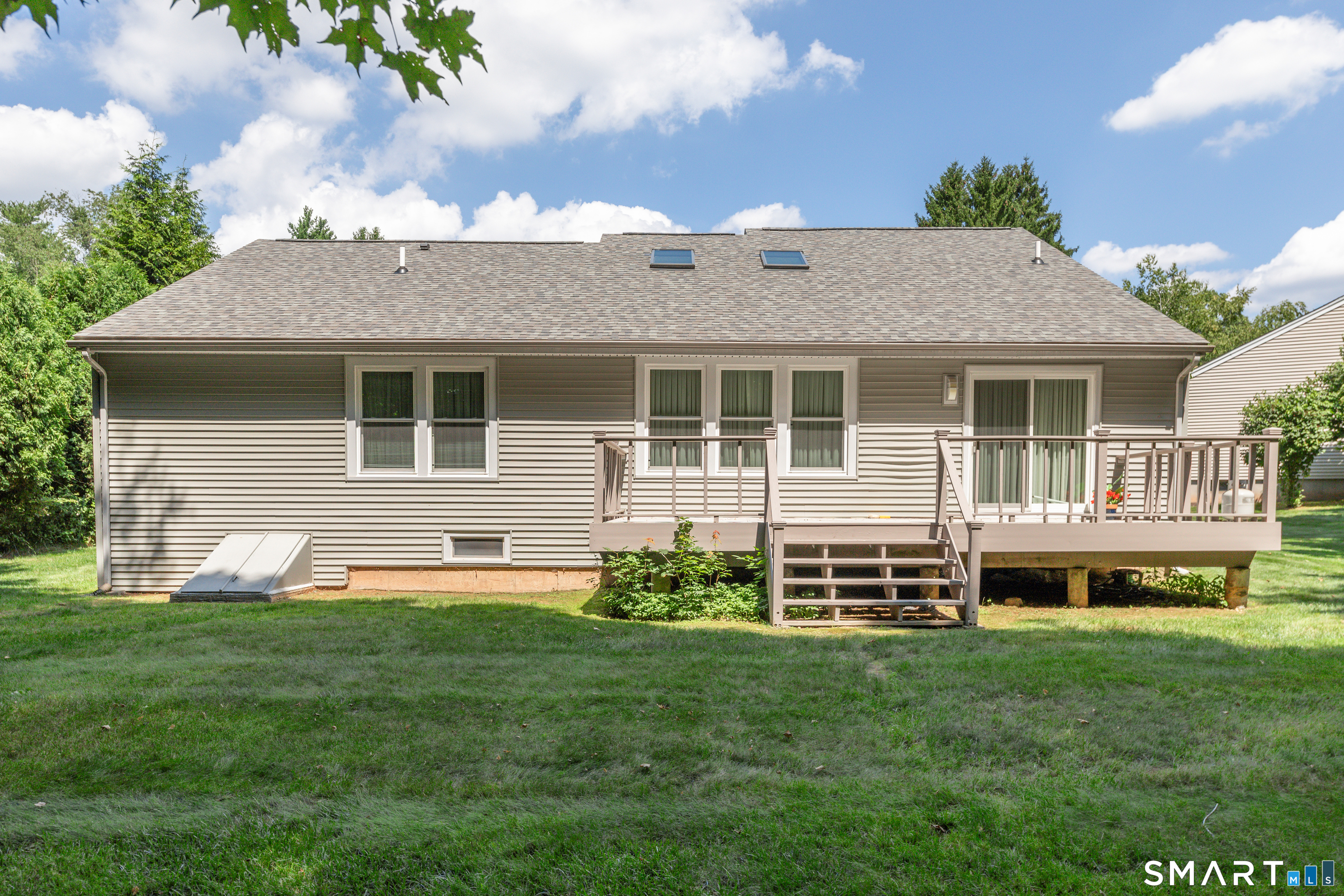 3 Racebrook Court