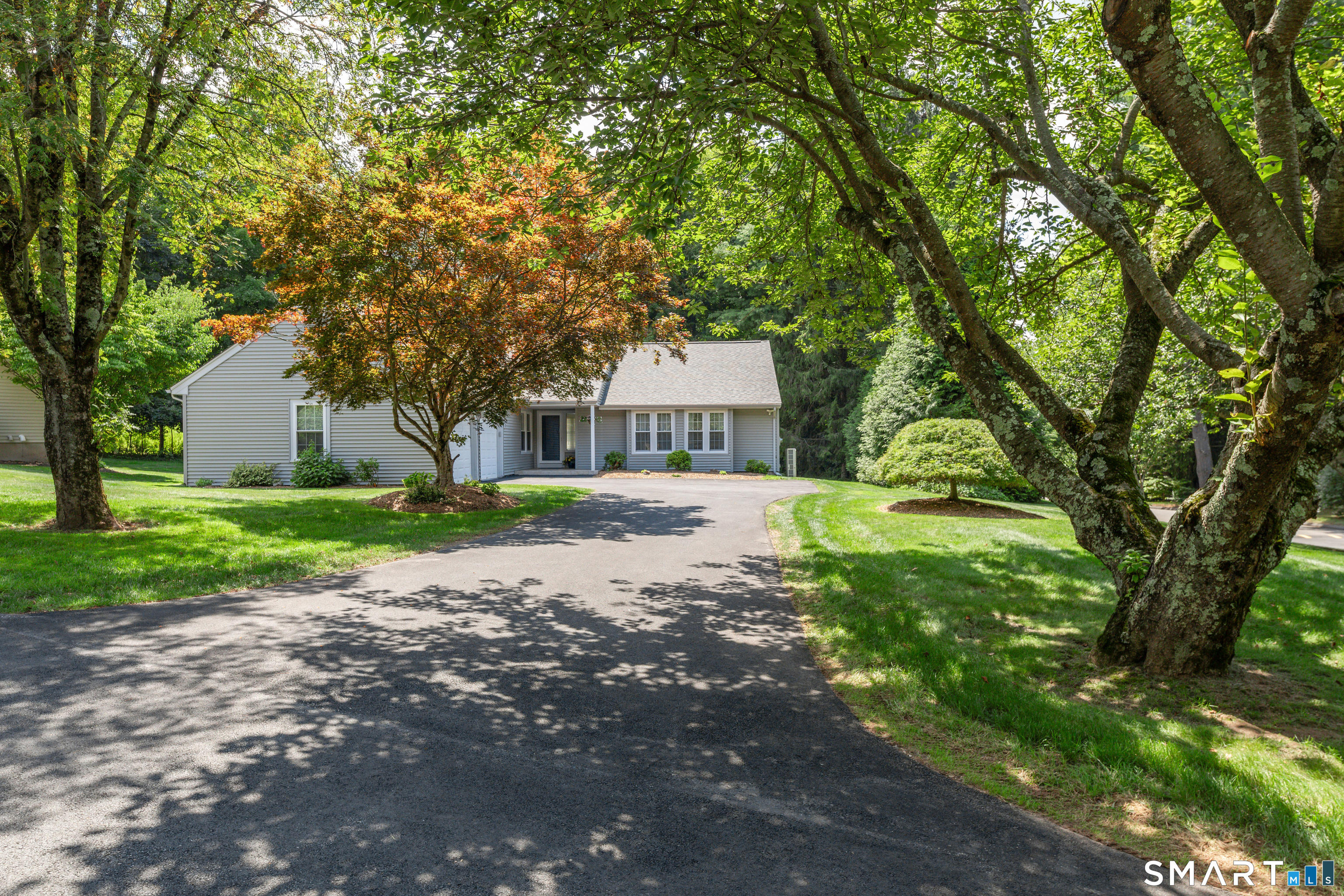3 Racebrook Court