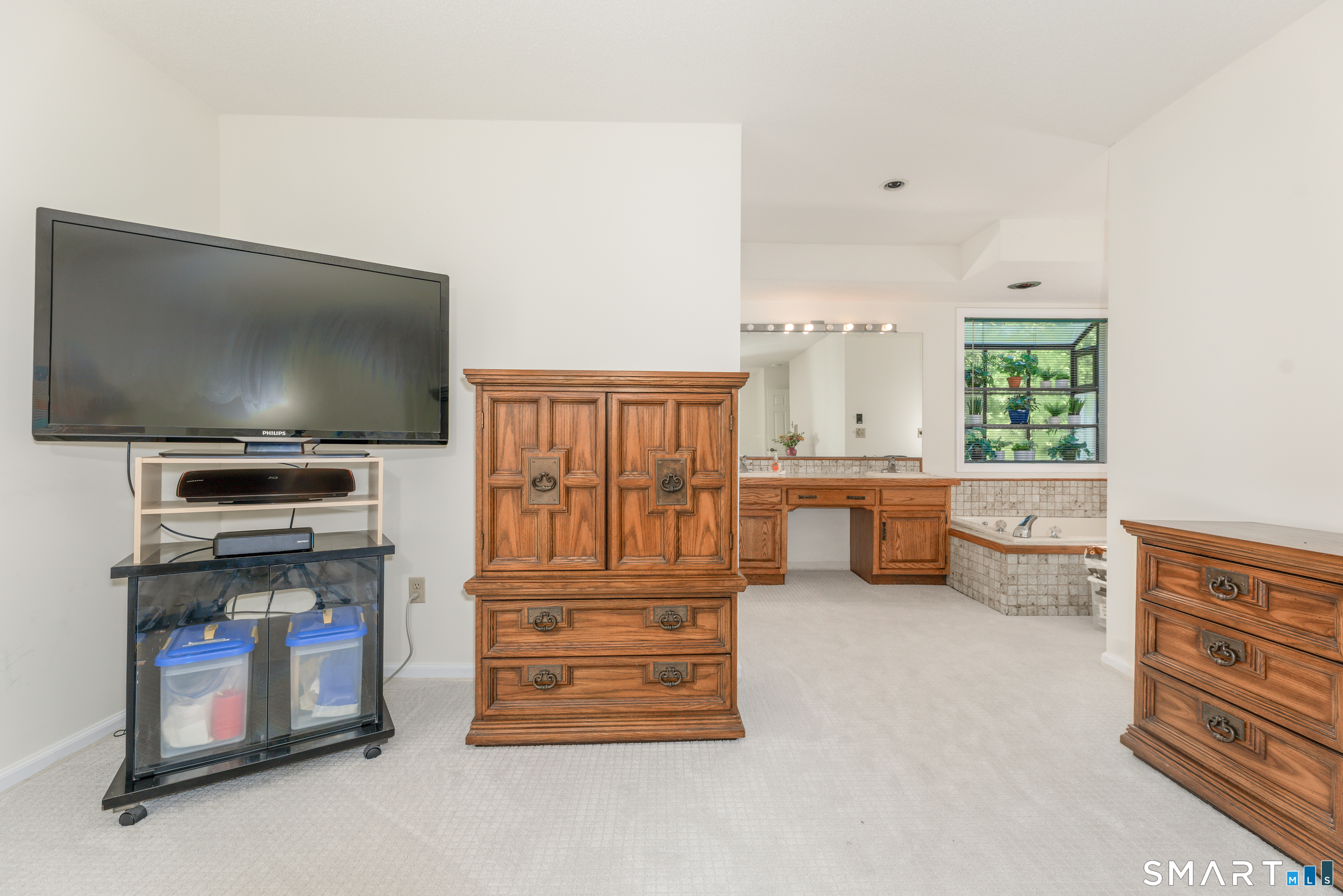 3 Racebrook Court