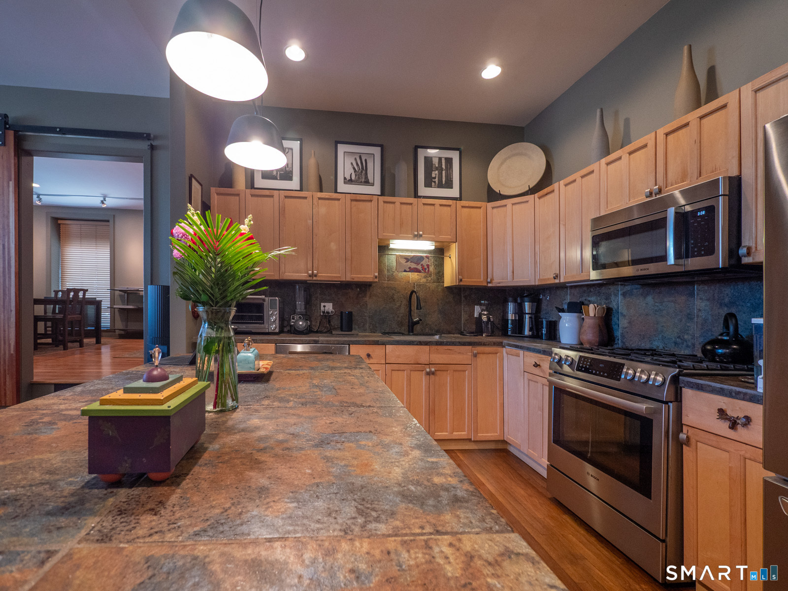 325 Lafayette Street Unit: 9105