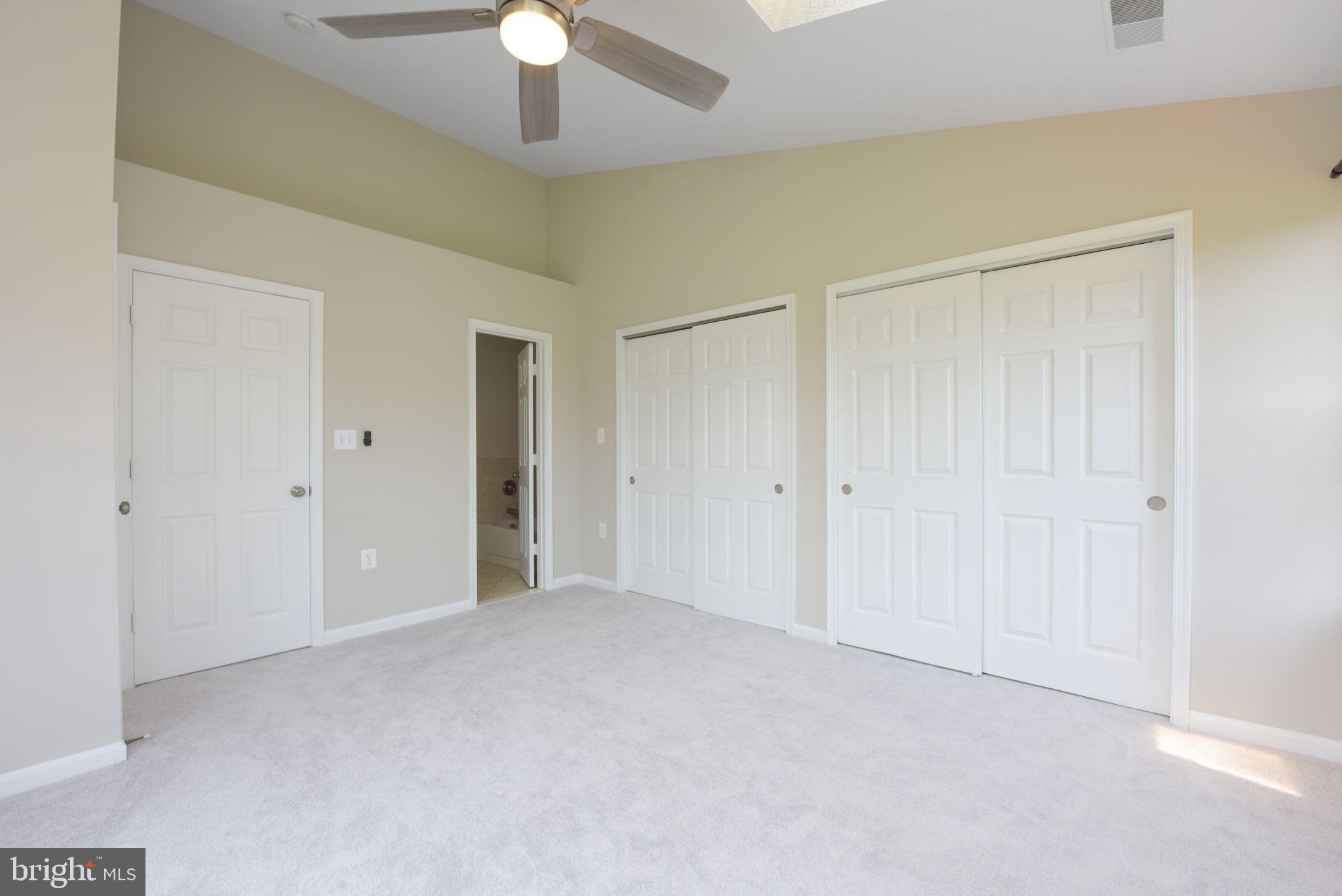 13102 Shadowbrook Ln