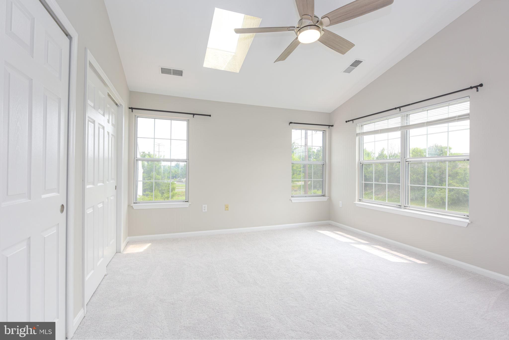 13102 Shadowbrook Ln