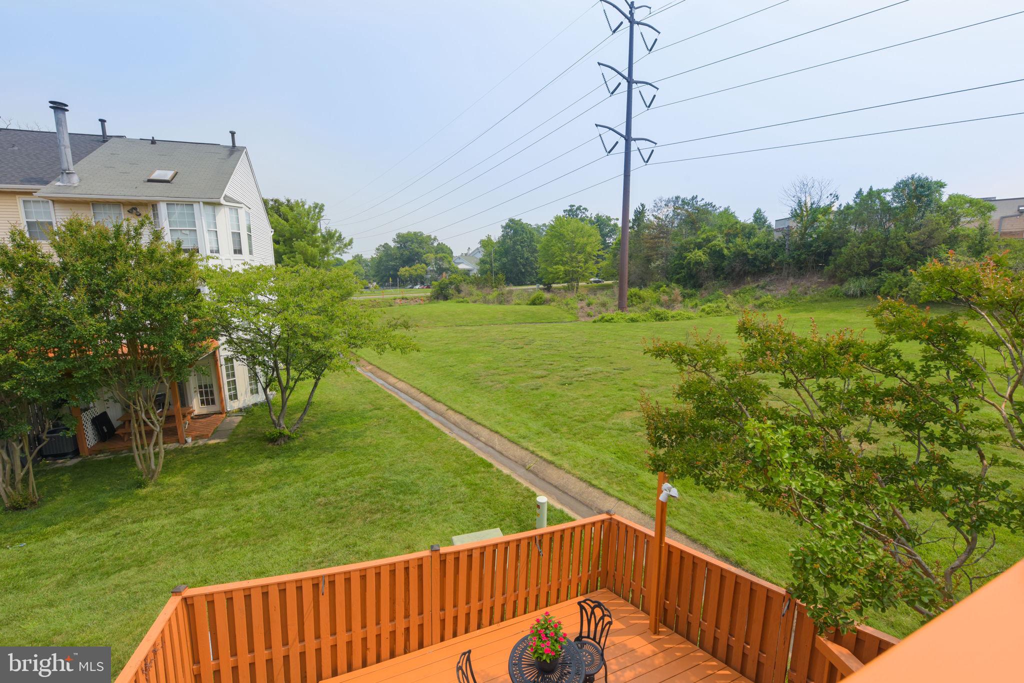 13102 Shadowbrook Ln