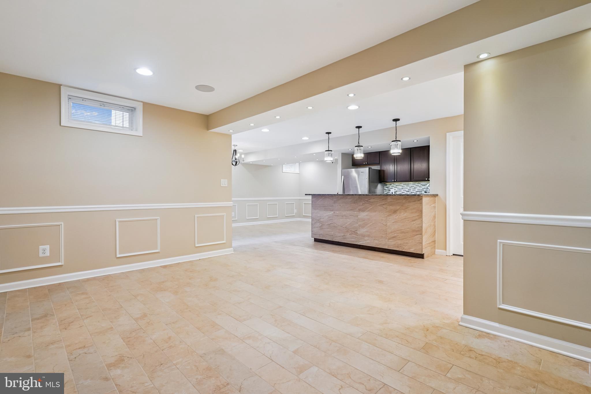 4614 Kling Dr