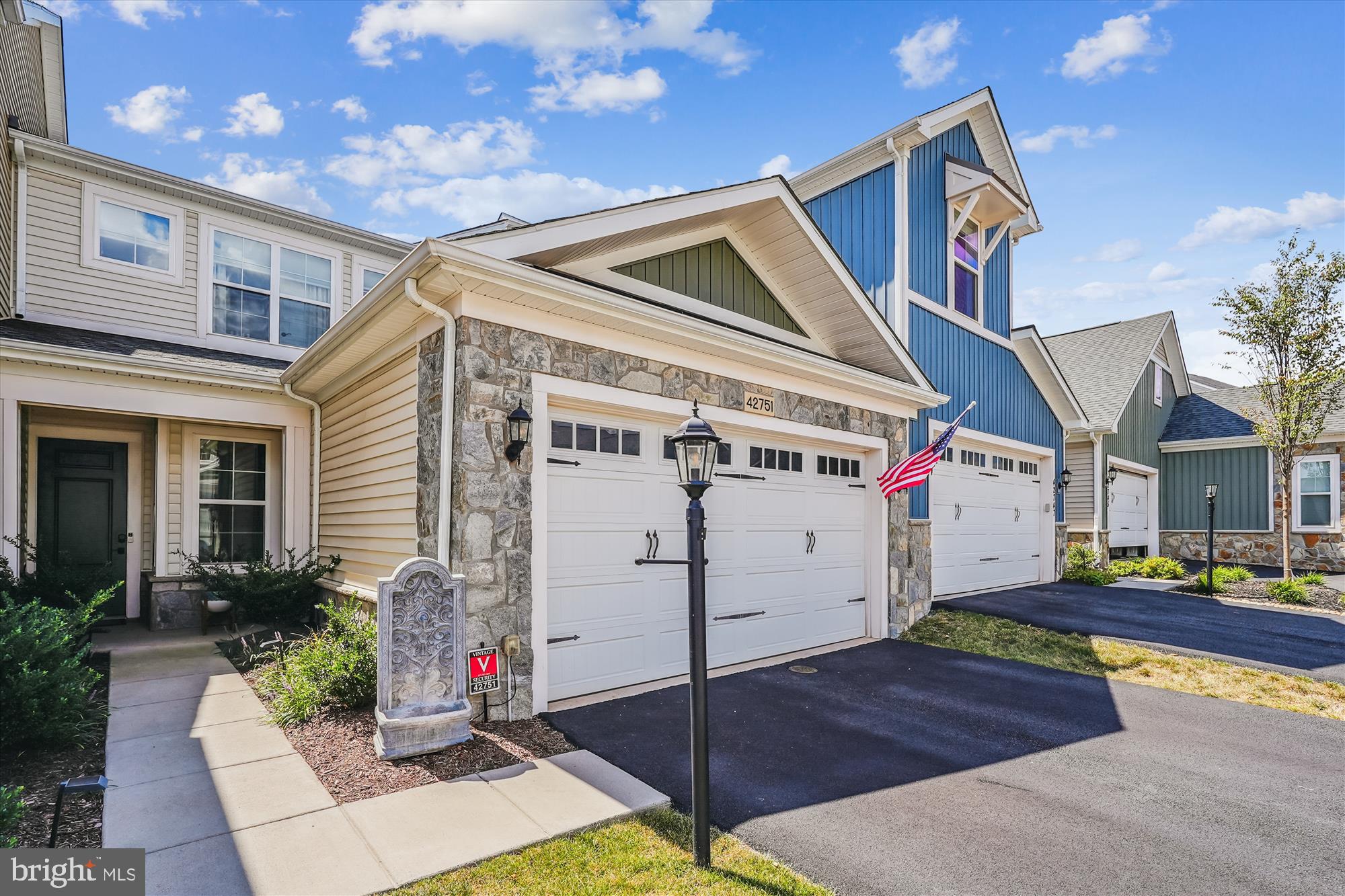 42751 Cushing Ter