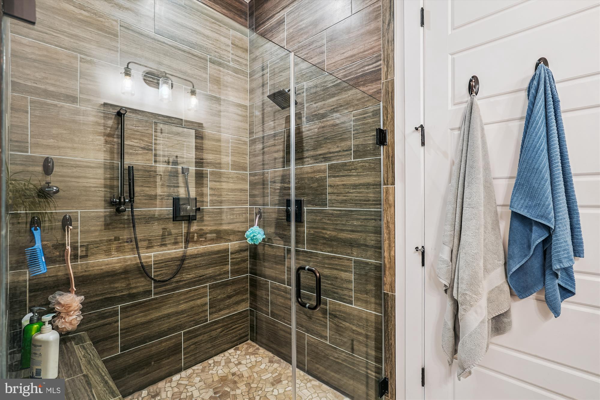 42751 Cushing Ter
