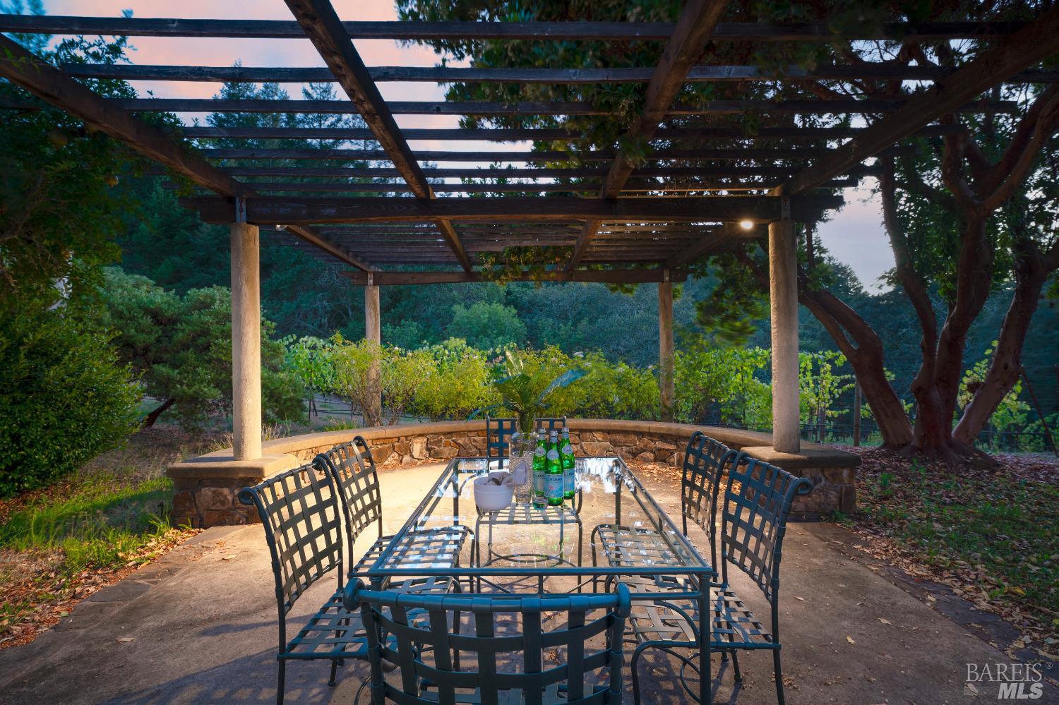 West Dry Creek Farmhouse