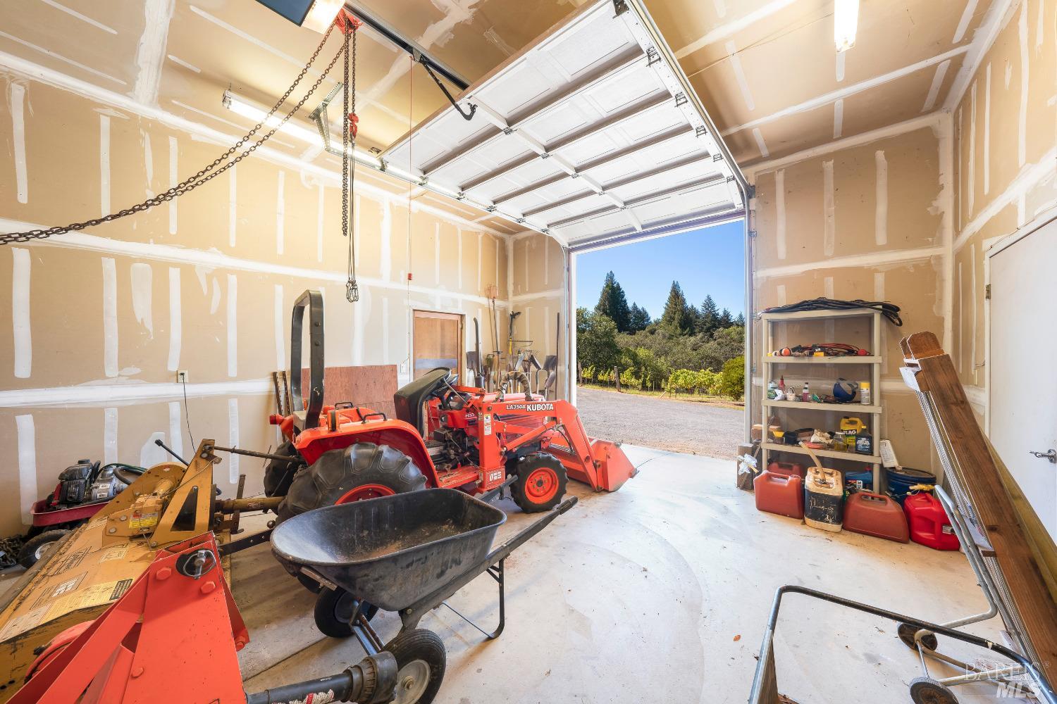 West Dry Creek Farmhouse