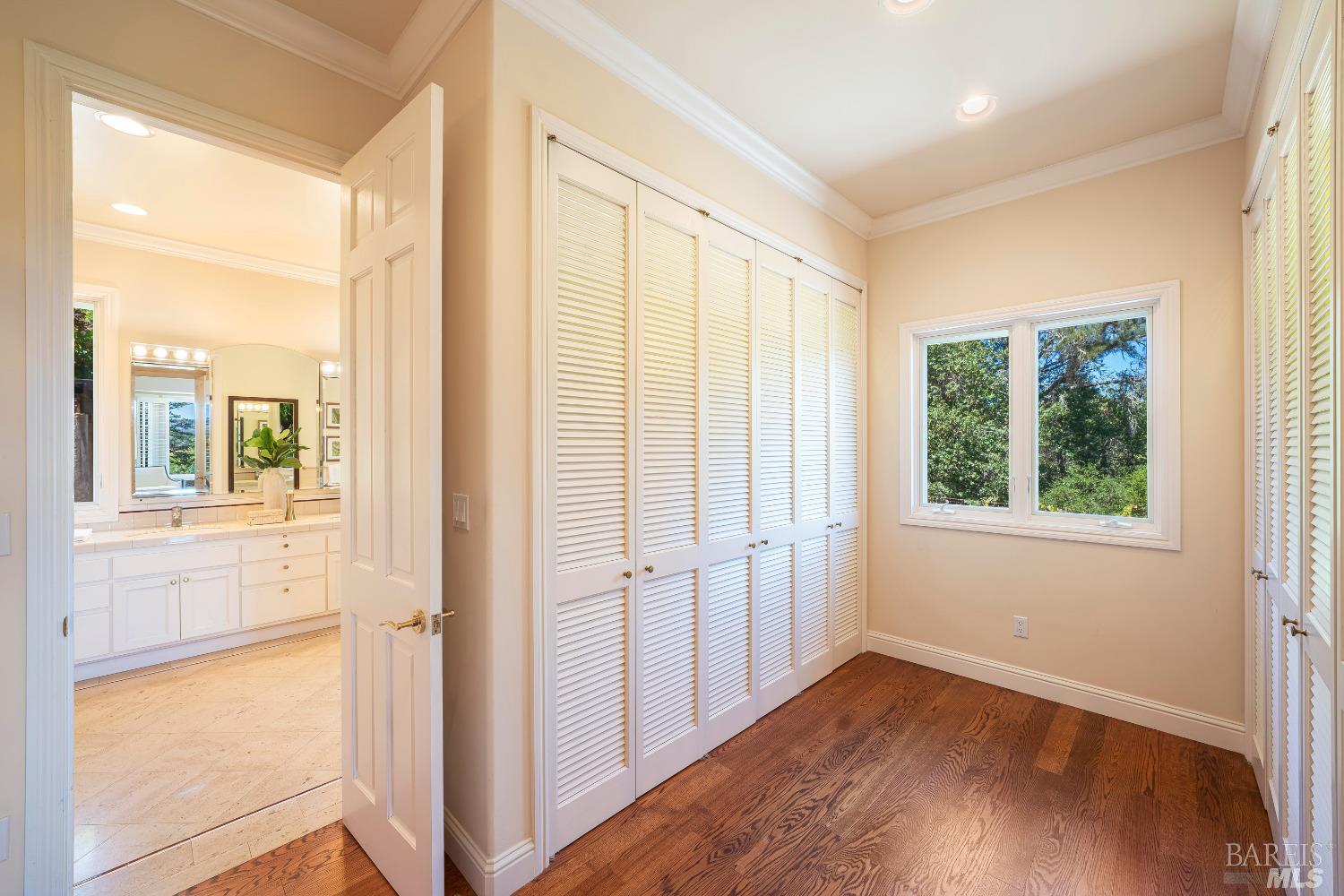 West Dry Creek Farmhouse