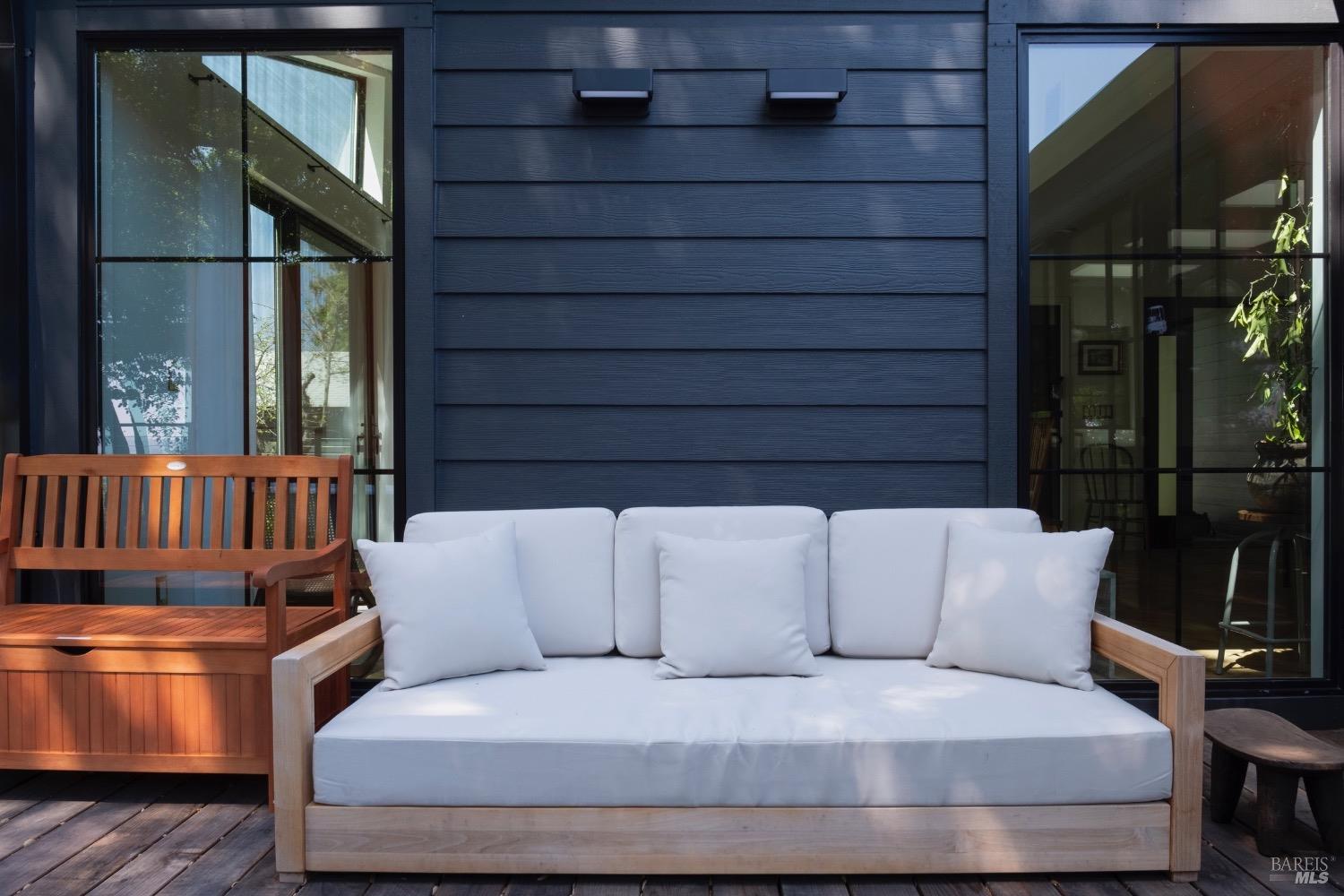 Quintessential Healdsburg Cottage