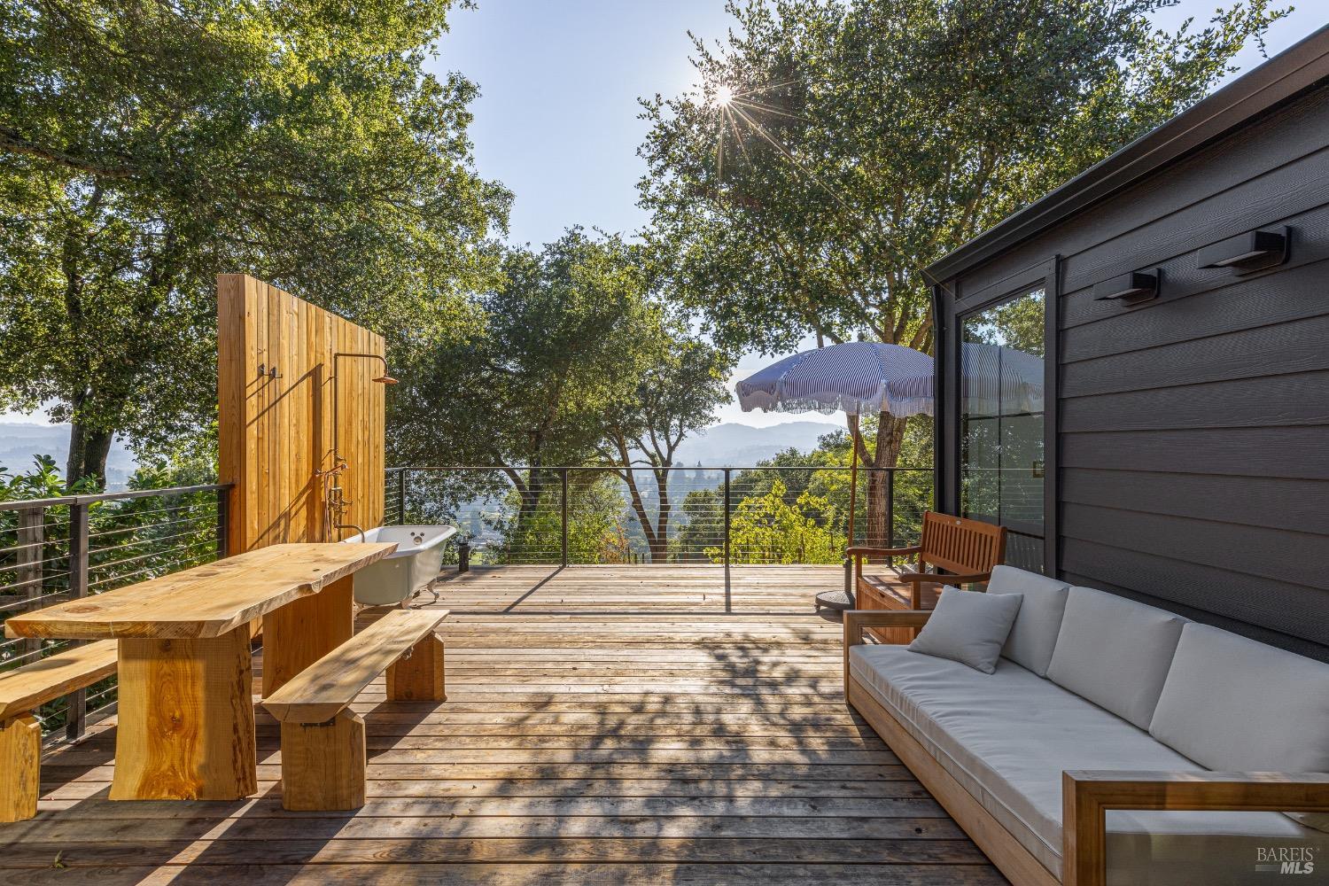 Quintessential Healdsburg Cottage