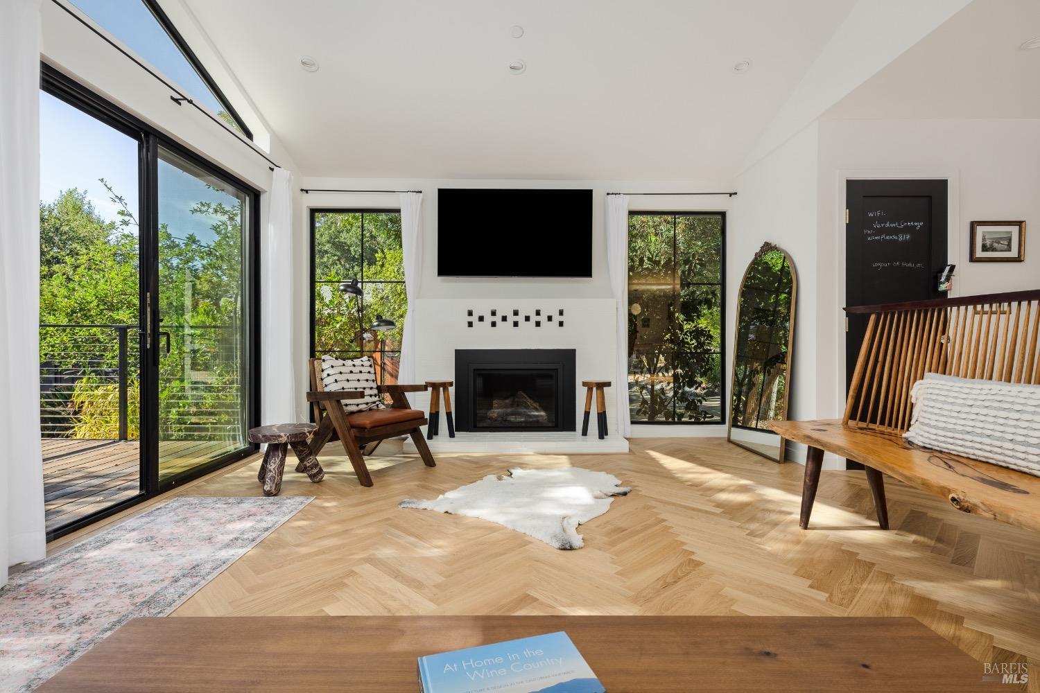 Quintessential Healdsburg Cottage