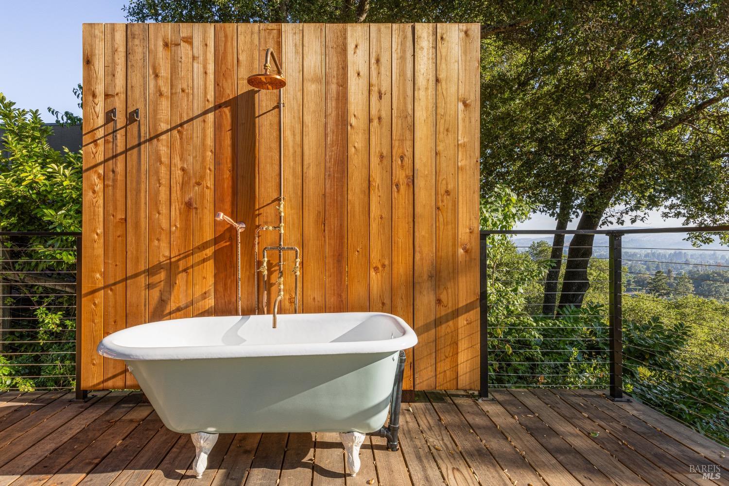 Quintessential Healdsburg Cottage