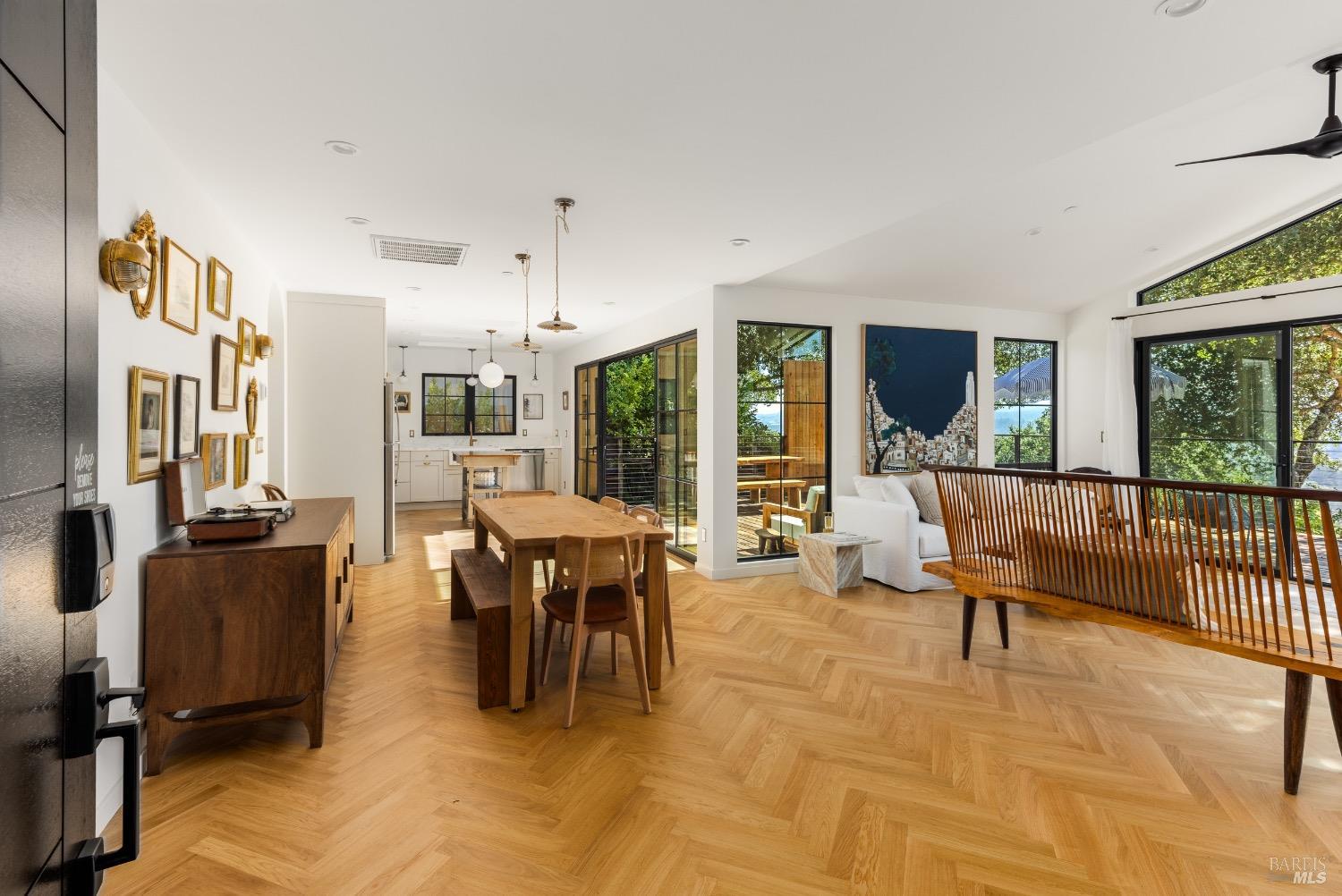 Quintessential Healdsburg Cottage