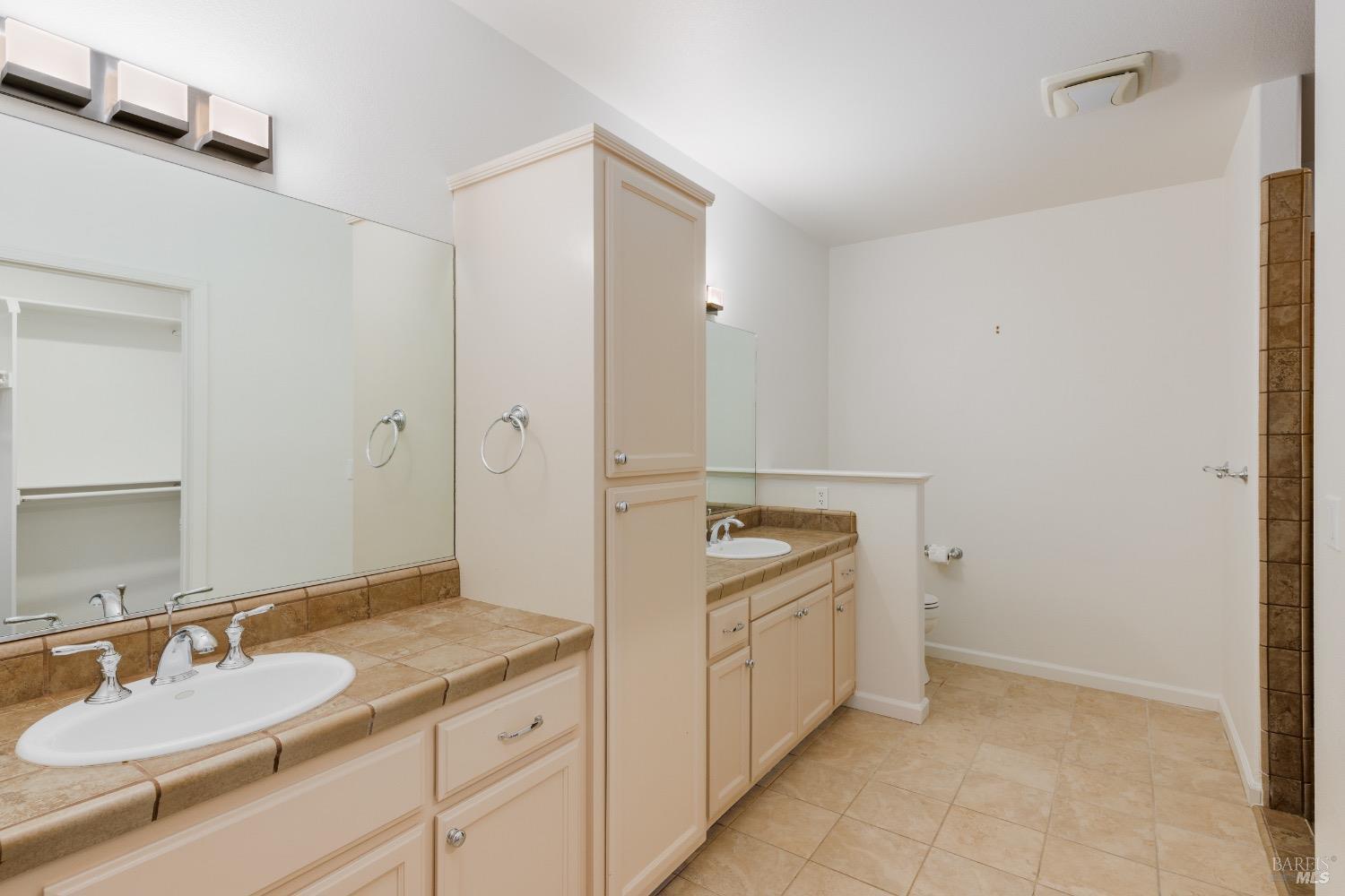 Downtown Geyserville Condominium 