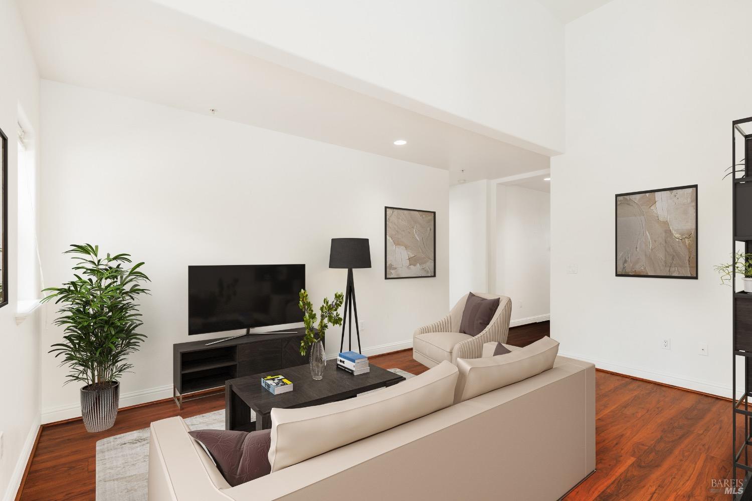 Downtown Geyserville Condominium 