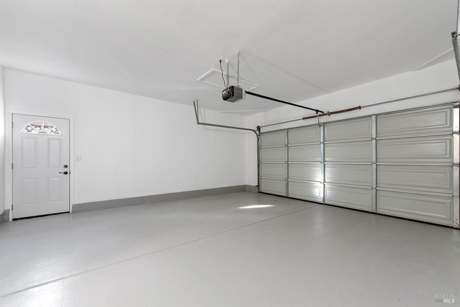 129 Presidential Cir