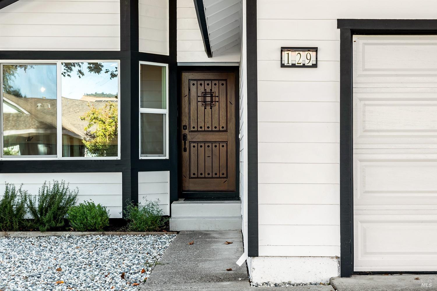 129 Presidential Cir