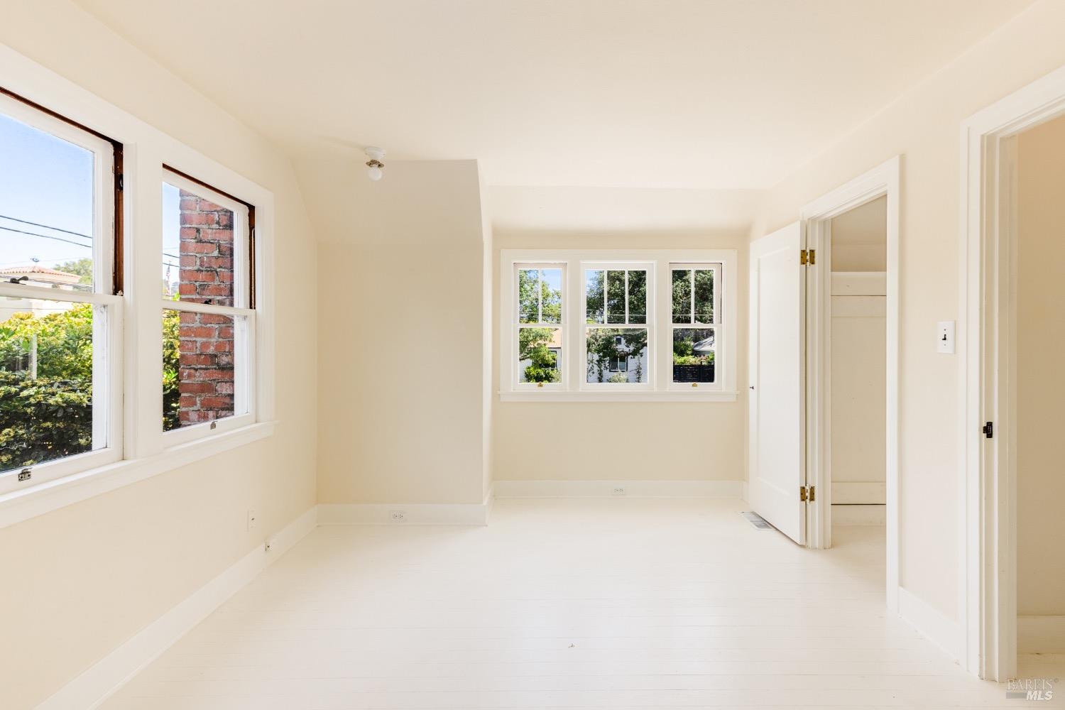 Quintessential Healdsburg Cottage