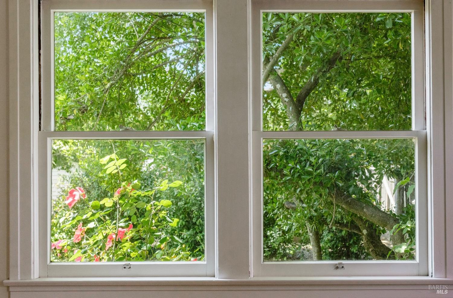 Quintessential Healdsburg Cottage