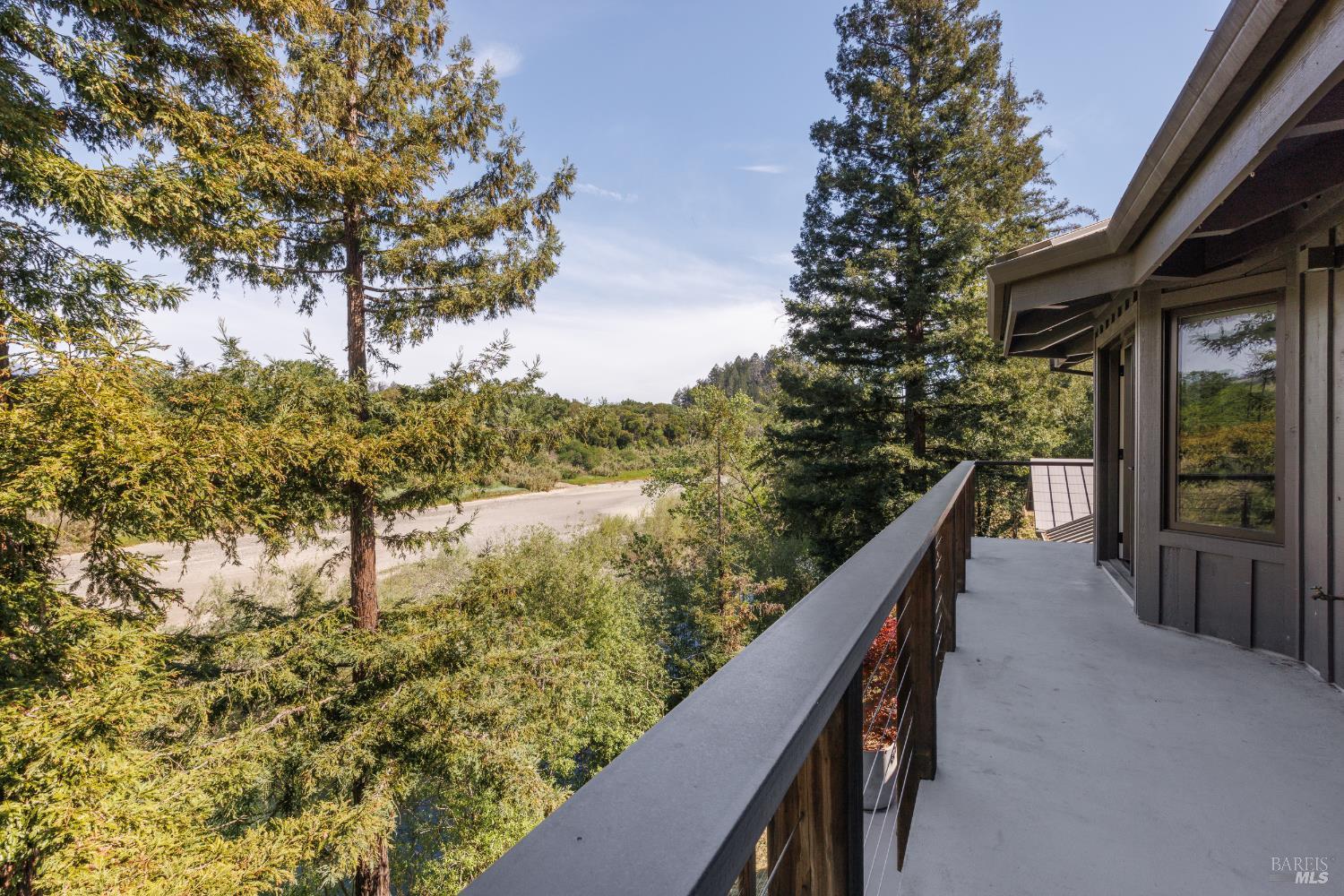 Healdsburg Riverfront Estate