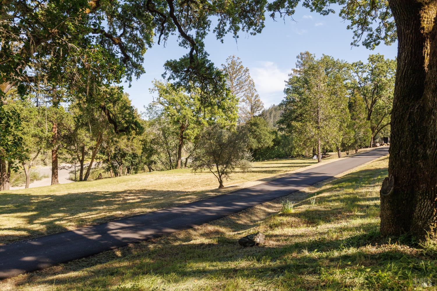 Healdsburg Riverfront Estate