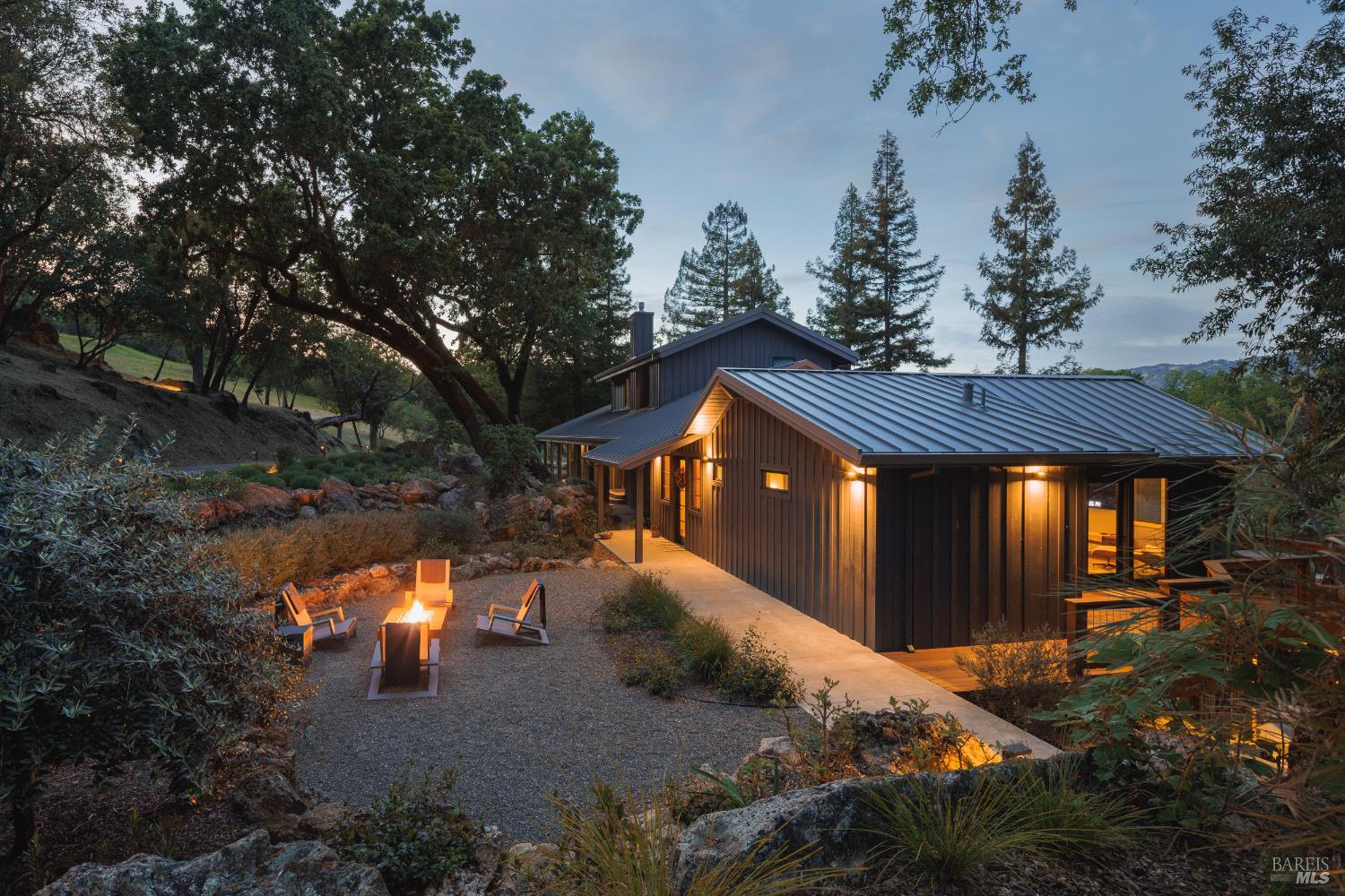 Healdsburg Riverfront Estate