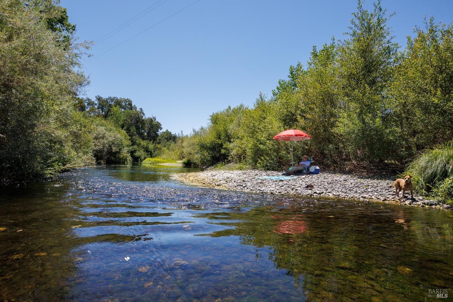 Healdsburg Riverfront Estate
