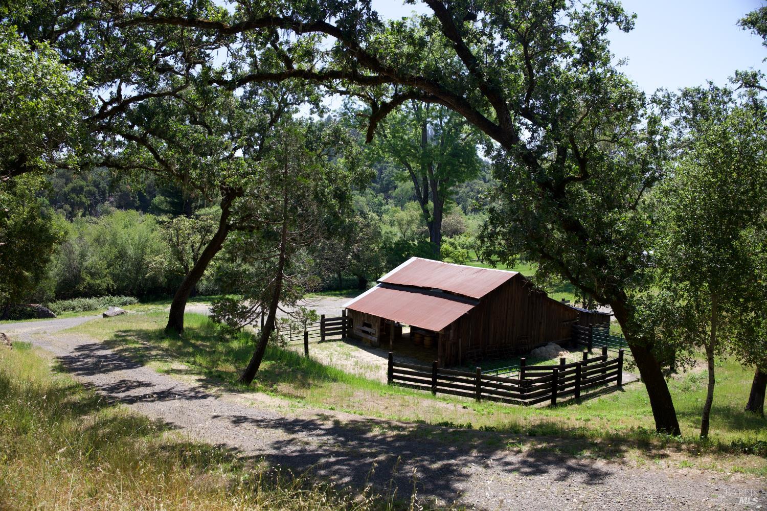 Healdsburg Riverfront Estate