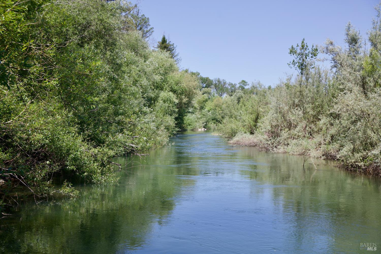 Healdsburg Riverfront Estate