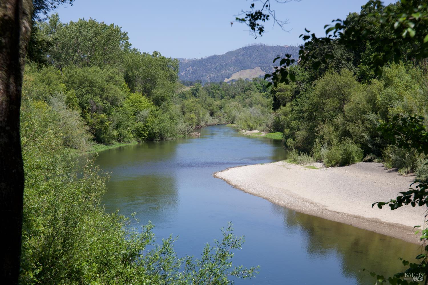 Healdsburg Riverfront Estate