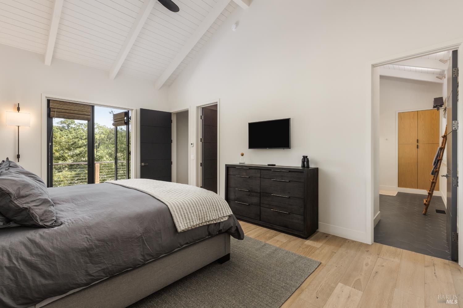 Healdsburg Riverfront Estate