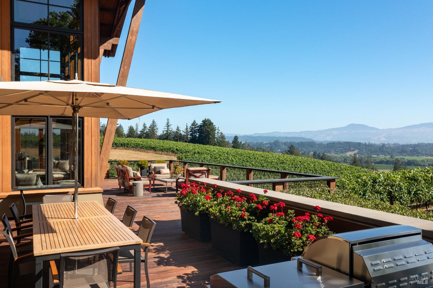 Dry Creek Valley Architectural Estate 