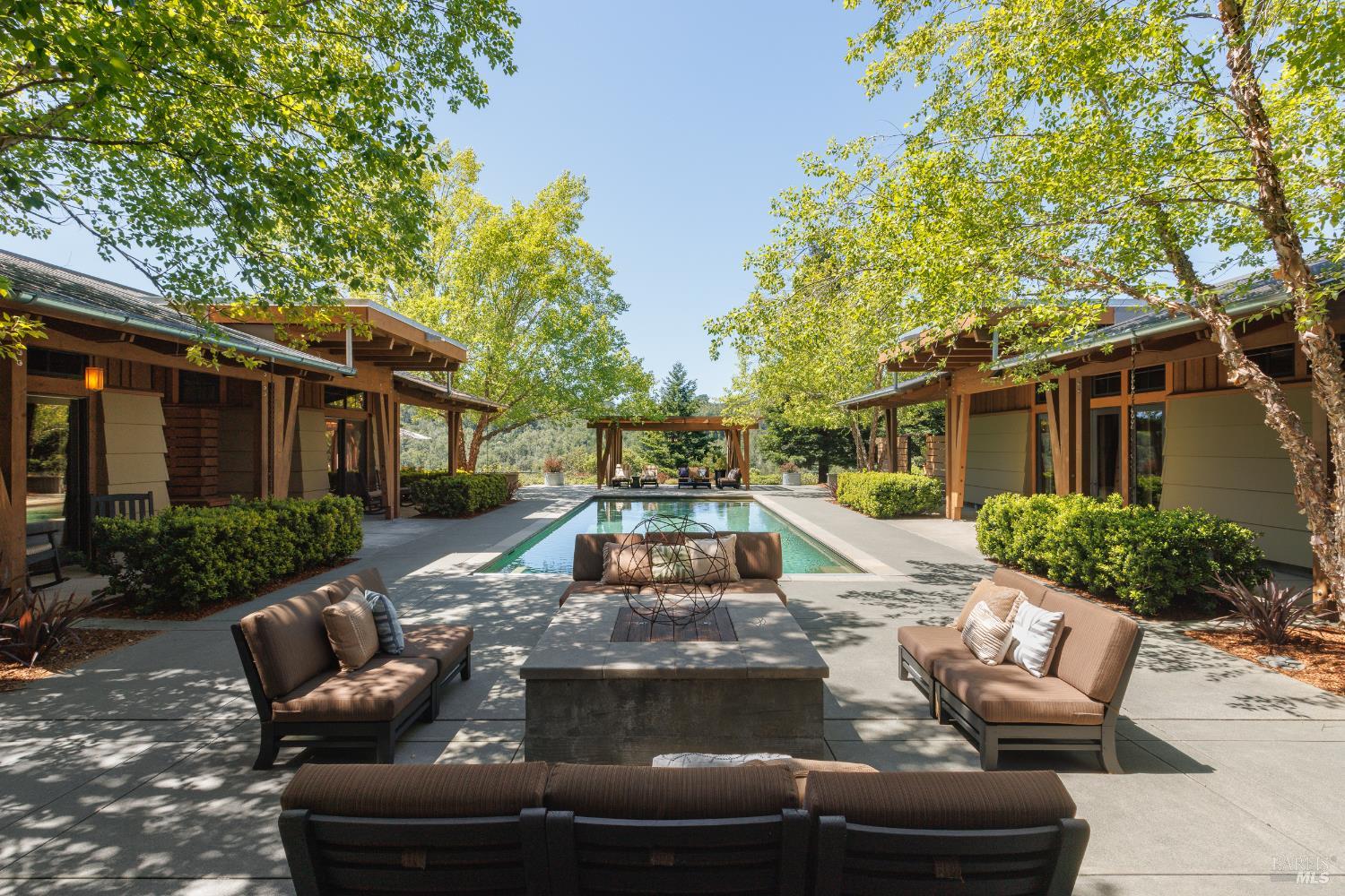Dry Creek Valley Architectural Estate 