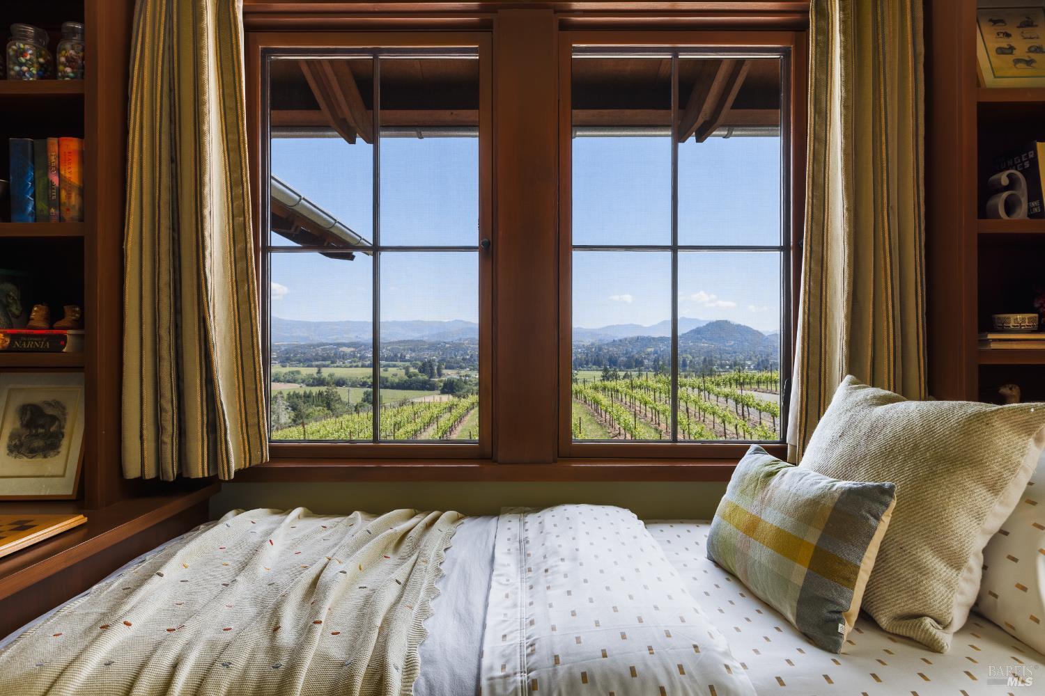 Dry Creek Valley Architectural Estate 